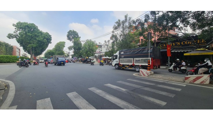 Cho thuê nhà 2 Mặt Tiền Bờ Bao Tân Thắng 110m2 - NGANG 9M
